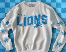 Load image into Gallery viewer, Distressed Team Lion - DTF Transfer